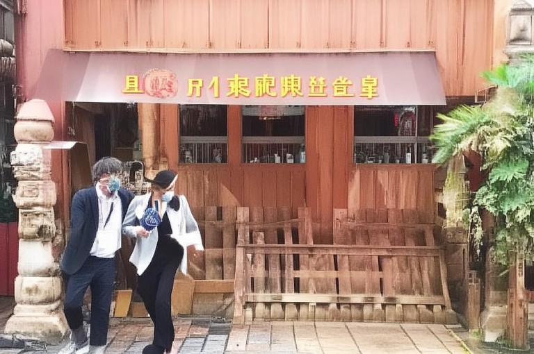 掌握QQ资料卡点赞技巧，轻松提升人气值。